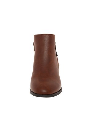 Botines Ashlee Con Taco Para Mujer Cogñac Comfort Plus 210194