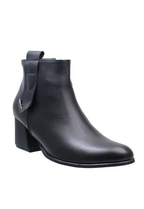 Botín Negro Para Mujer Puntudo Tacón 5 1/2