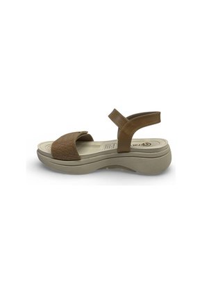 SANDALIA GERALS MUJER 1001 Talla 37