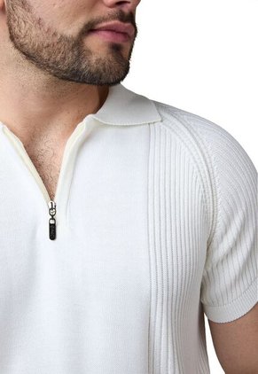 Camiseta Timothee - Marfil - Giive
