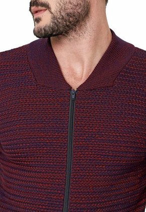 Chaqueta Cuello Beisbolero Tejido Lazo Matizado Vino Tinto - CHA580