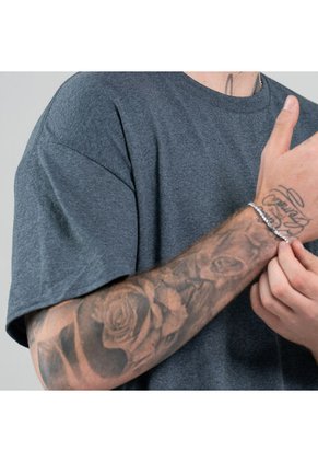 Camiseta Básica Hombre Gris Oscuro Gildan 5000