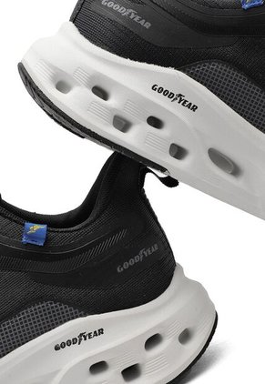 Tenis Hombre Goodyear Negro/Blanco RAINER-B