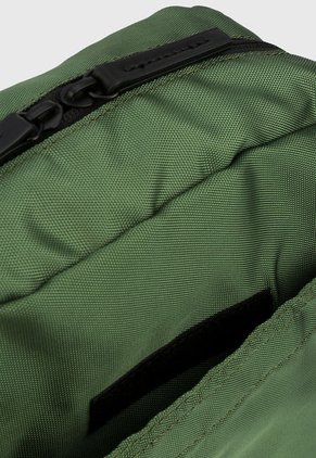 Bolso Manos Libres Verde Oliva-Blanco-Negro GUESS