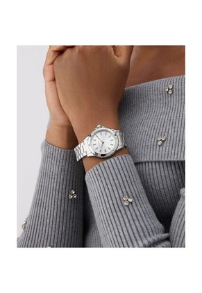 Reloj Guess Mujer Mist. Acero Inoxidable Plateado GW0948L6