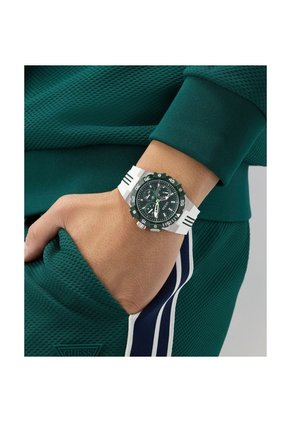 Relojes Guess Hombre Fore. Silicona Blanco GW1059G1