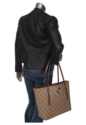 Bolso Chocolate GUESS Open Road Tot