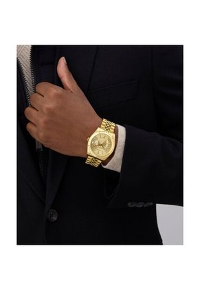 Reloj Guess Hombre Jaden. Acero Inoxidable Dorado GW0977G2