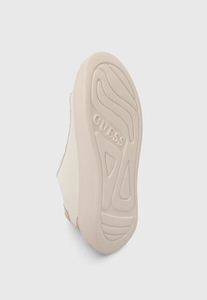 Tenis GUESS Elbina 4 Marfil