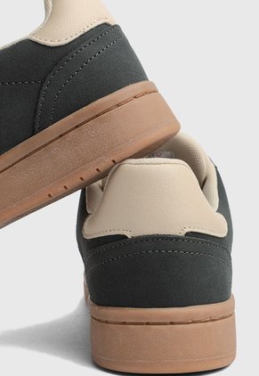 Tenis GUESS Lollo Gris