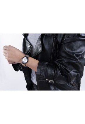 Reloj Guess Mujer Dawn. Acero Inoxidable Plateado GW0404L1