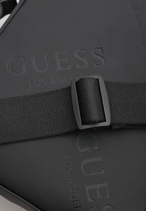 Bolso Manos Libres GUESS Chelvey Negro