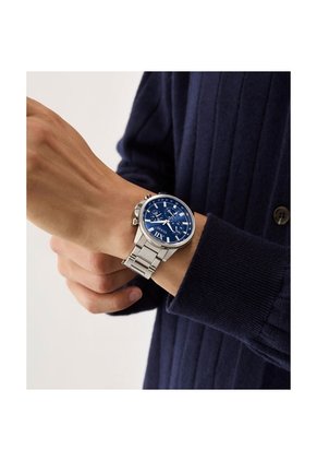 Reloj Guess Hombre Walker. Acero Inoxidable Plateado GW0900G4