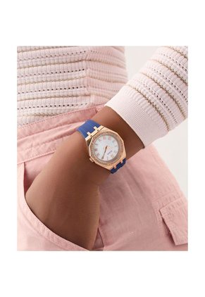 Relojes Guess Mujer Desire. Silicona Azul GW0872L3