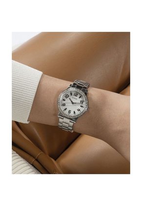 Relojes Guess Mujer FAWN. Acero Inoxidable Plateado GW0686L1