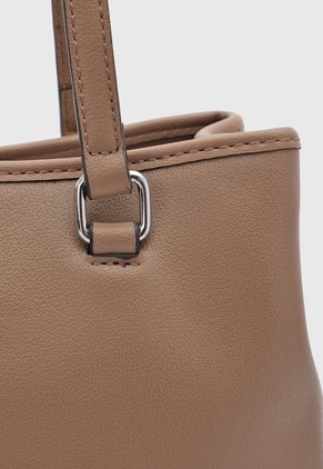 Bolso GUESS Angelica Café