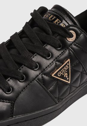 Tenis GUESS Larvin Negro