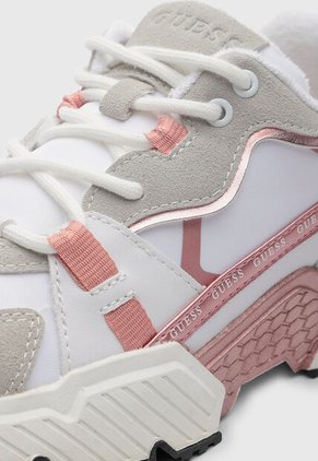 Tenis Lifestyle GUESS Carli5 Blanco