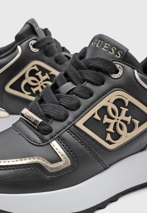 Tenis Lifestyle GUESS Koyaa Negro