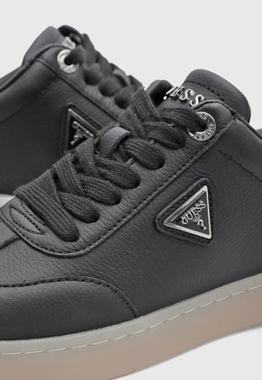 Tenis Lifestyle GUESS Jazlie  Negro
