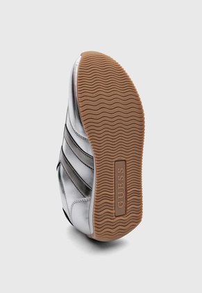 Tenis Lifestyle GUESS Saphia Plateado