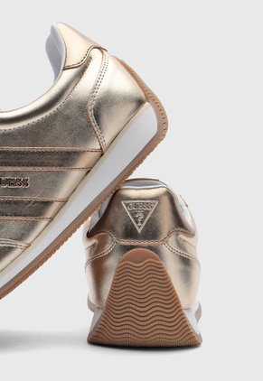 Tenis Lifestyle GUESS Saphia Dorado
