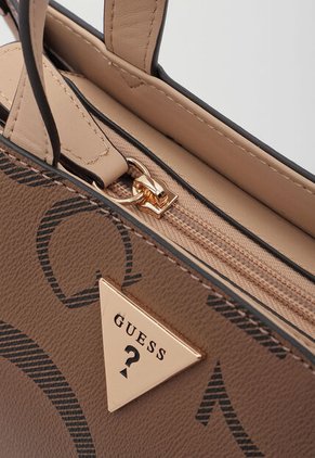 Bolso GUESS Jackie Mini Café