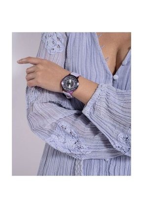 Reloj Guess Mujer Dahlia. Cuero Morado GW0529L4