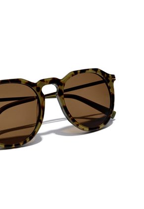 Gafas De Sol Hawkers Hombre Y Mujer WARWICK CROSSWALK. Marron/Dorado
