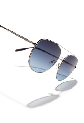 Gafas De Sol Hawkers Hombre Y Mujer SWAG. Plata/Azul