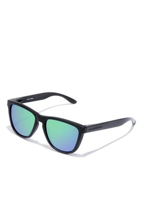Gafas De Sol HAWKERS Polarizadas Unisex Negro/Verde. ONE RAW