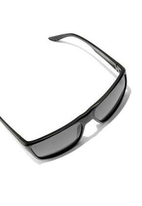 Gafas De Sol Polarizadas Hawkers Hombre Y Mujer EDGE XL. Negro/Negro