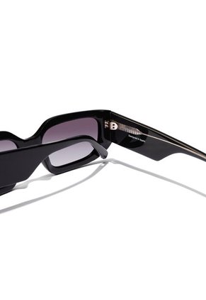 Gafas De Sol Hawkers Hombre Y Mujer TRENDSET. Negro/Gris