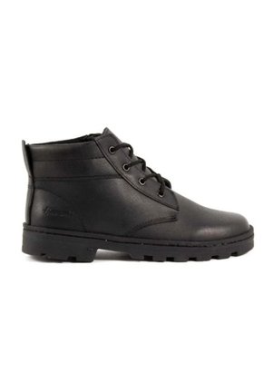 Bota Hombre Outdoor -Herreros- Ganadora Negro