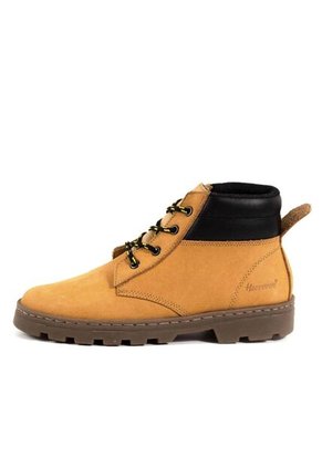 Bota Hombre Outdoor -Herreros- Ganadora Oro