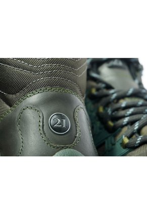 Bota Hombre Outdoor -Herreros- Land Verde