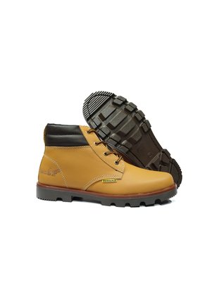 Bota Hombre Outdoor -Herreros- Ganadora Oro