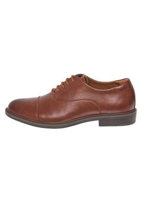 Zapatos De Vestir Regent Para Hombre Conac Hunters Bay 211868