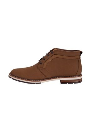 Botines Casuales Para Hombre Café Medio Hunters Bay 199600 Payless