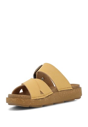 Sandalia Airen Amarilla Para Mujer Hush Puppies Hush Puppies
