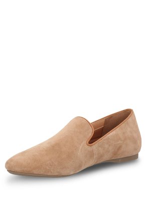 Mocasín Cuero Oda Café Para Mujer Hush Puppies Hush Puppies