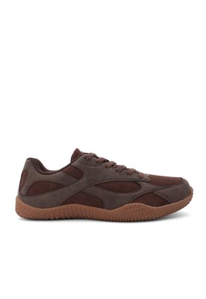 Tenis Ibiza Mujer NZ9328 Café