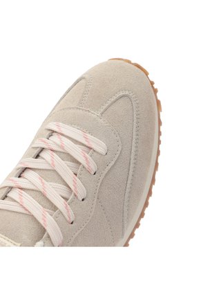 Tenis Ibiza Mujer NZ9326 Arena