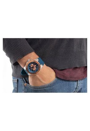 Reloj Invicta Modelo 39272 Azul Hombre