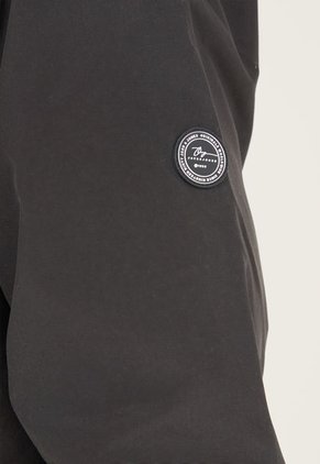 Chaqueta Negro-Blanco Jack & Jones