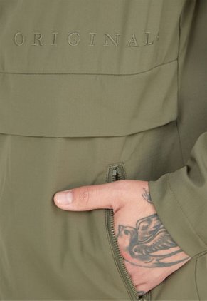 Chaqueta Verde Oliva Jack & Jones