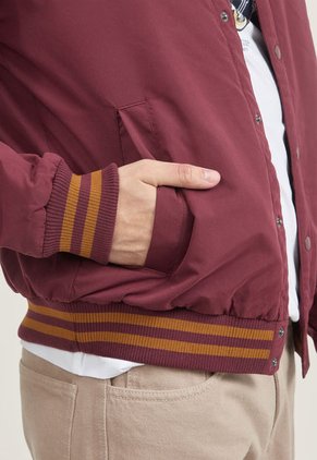 Chaqueta Bomber Vinotinto-Ocre Jack & Jones