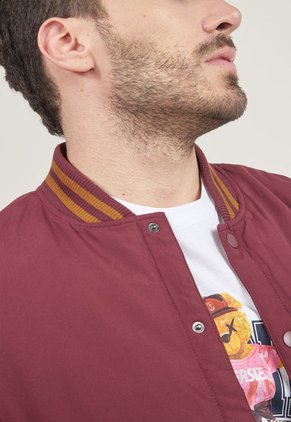 Chaqueta Bomber Vinotinto-Ocre Jack & Jones