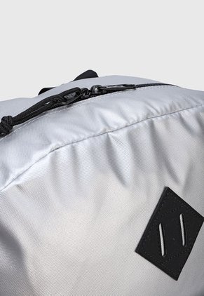 Morral Plateado-Negro JanSport Super FX