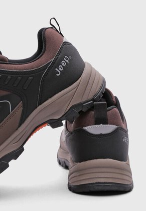 Tenis Jeep Marrón